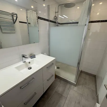 Bel T2 Au Cap D'agde Avec Terrasse, Parking, Proche - Fr-1-749-31 Apartment *